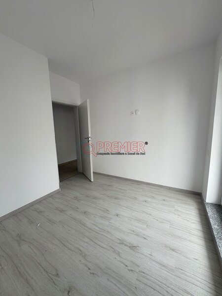 Metrou Berceni, Biruintei, 3 camere, acte gata.